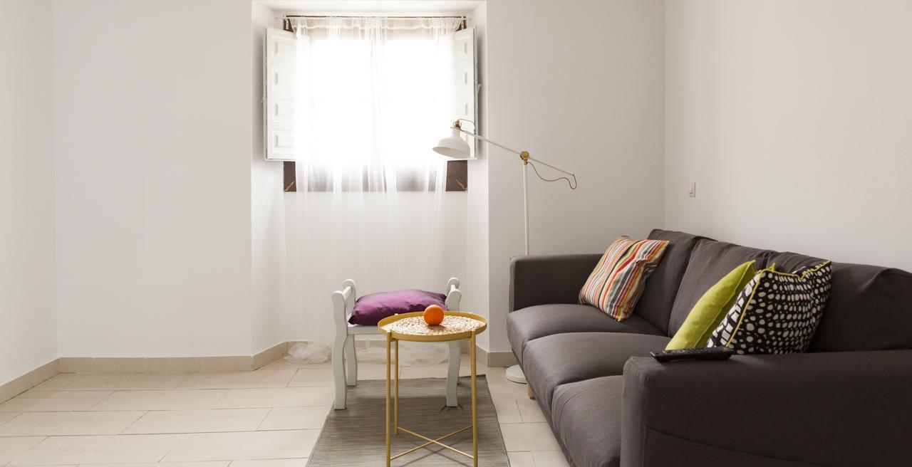 Lemonsuites Mercato マラガ エクステリア 写真